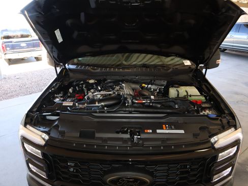 New 2026 Ford F250 Lariat w/ Black Appearance Package AWD/4WD image 21