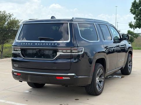 Used 2023 Jeep Grand Wagoneer 4WD image 9
