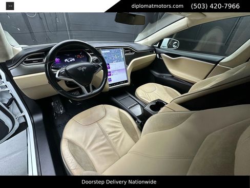 Used 2013 Tesla Model S Performance image 17