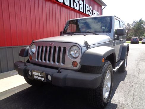 Used 2013 Jeep Wrangler Sport image 10