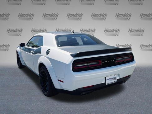 Used 2022 Dodge Challenger R/T Scat Pack RWD image 7