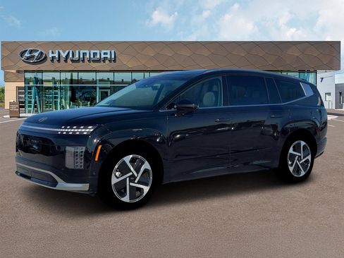 New 2026 Hyundai Ioniq 9 Calligraphy AWD/4WD image 2