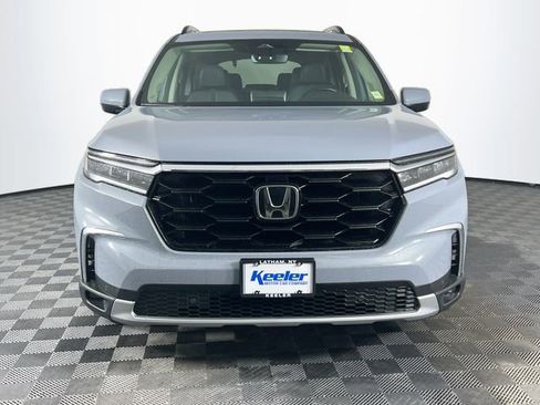 Used 2024 Honda Pilot Touring image 9