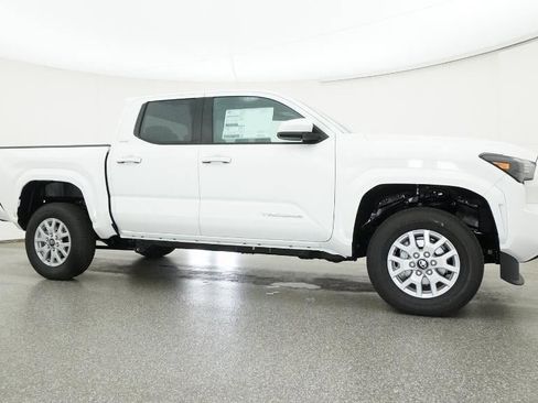 New 2026 Toyota Tacoma SR5 image 28