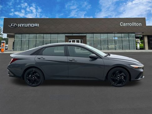 New 2026 Hyundai Elantra Sport image 4