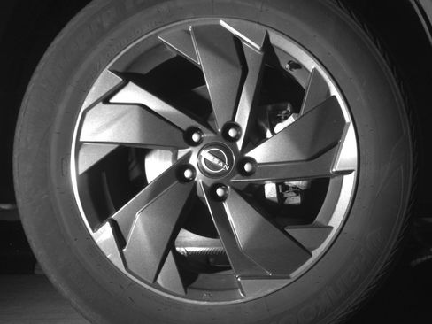 Used 2025 Nissan Rogue SV image 13