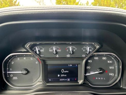 Used 2022 GMC Sierra 2500 SLE w/ SLE Value Package; image 22