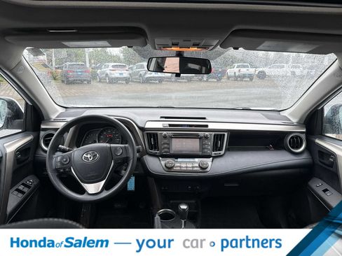 Used 2013 Toyota RAV4 XLE AWD/4WD image 10