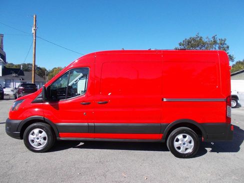 Used 2020 Ford Transit 250 Medium Roof image 19