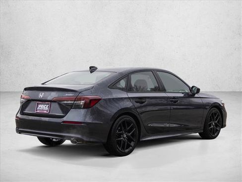 Used 2025 Honda Civic Sport image 5