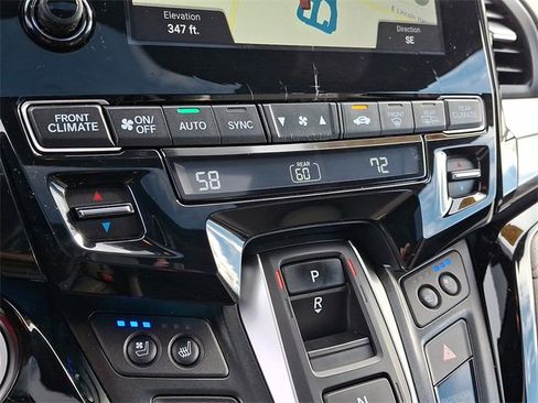Used 2022 Honda Odyssey Elite image 16