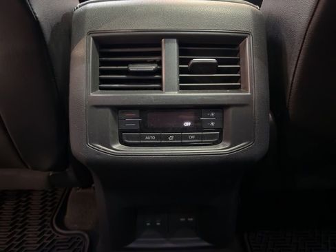 Used 2021 Volkswagen Atlas SE AWD/4WD image 18