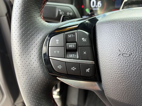 Used 2025 Ford Explorer ST AWD/4WD image 30