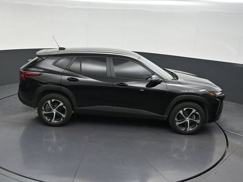 Used 2025 Chevrolet Trax RS w/ Driver Confidence Package FWD image 20