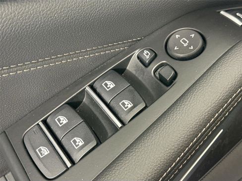 Used 2020 BMW X5 xDrive50i w/ Executive Package image 30