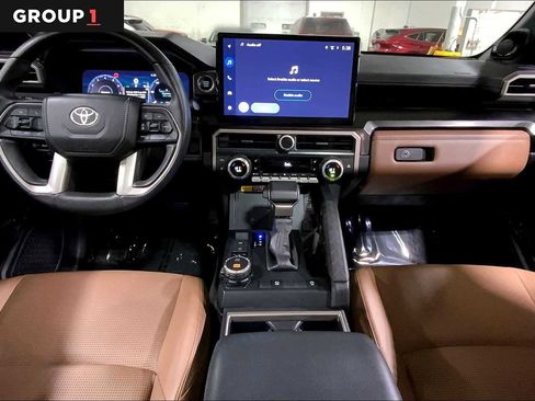 Used 2025 Toyota 4Runner Limited AWD/4WD image 16