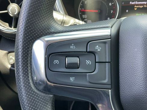 Used 2025 Chevrolet Blazer LT FWD image 32