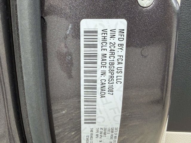 Used 2023 Chrysler Pacifica Touring-L FWD image 29