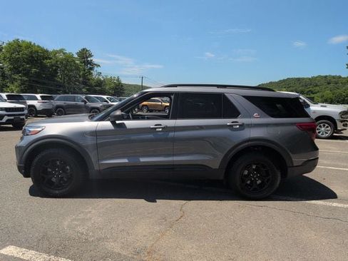 Used 2022 Ford Explorer Timberline AWD/4WD image 9