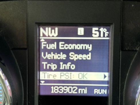 Used 2015 Chrysler Town & Country Touring-L w/ Driver Convenience Group image 12