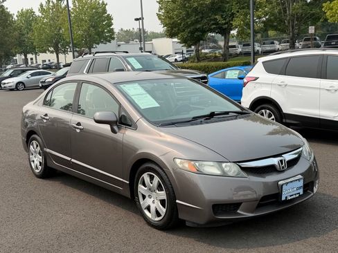 Used 2009 Honda Civic LX image 2