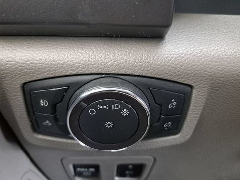 Used 2019 Ford F150 XLT w/ Equipment Group 302A Luxury AWD/4WD image 24