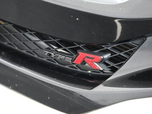 Used 2018 Honda Civic Type R image 10