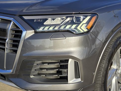 Used 2020 Audi Q7 3.0T Prestige w/ Prestige Package image 10