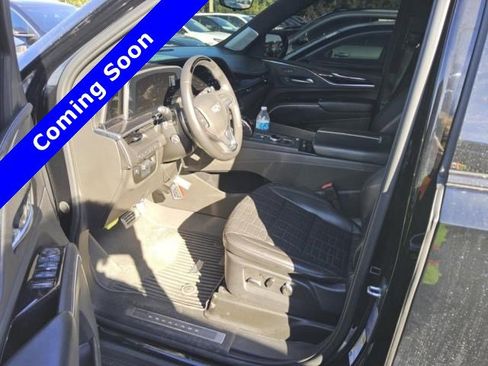 Used 2024 Cadillac Escalade V w/ LPO, ONYX Package image 12
