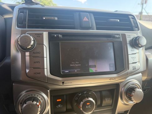 Used 2015 Toyota 4Runner SR5 AWD/4WD image 26