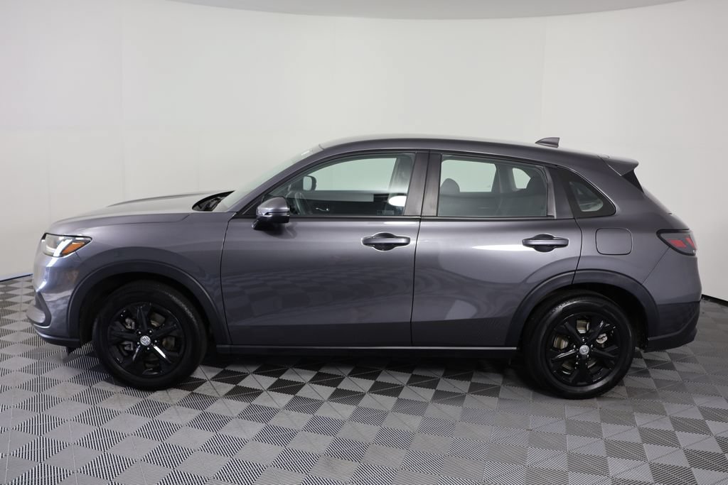 Used 2025 Honda HR-V LX image 5