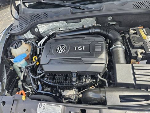 Used 2014 Volkswagen Beetle R-Line FWD image 19