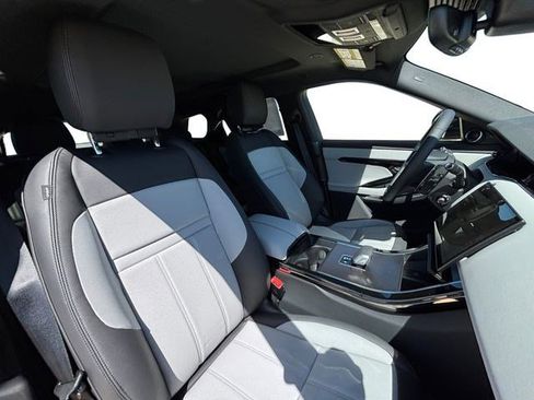 New 2026 Land Rover Range Rover Evoque Dynamic SE AWD/4WD image 19
