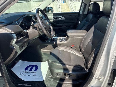 Used 2019 Chevrolet Traverse RS AWD/4WD image 13