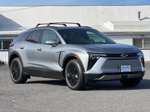 New 2026 Chevrolet Blazer EV LT image 9