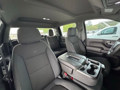 Used 2019 Chevrolet Silverado 1500 Custom Trail Boss w/ Custom Convenience Package AWD/4WD image 19