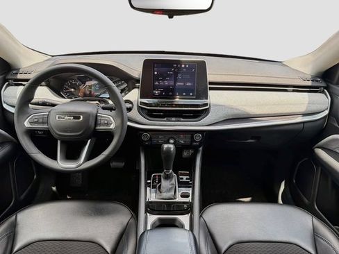 Used 2022 Jeep Compass Latitude AWD/4WD image 15
