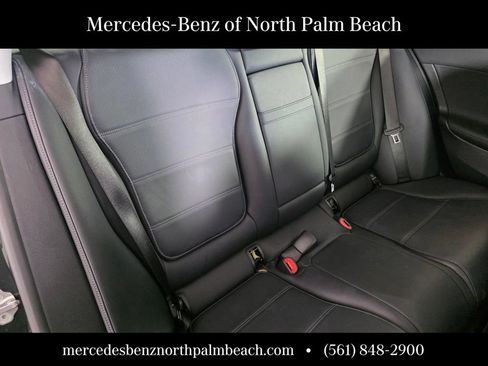 Used 2022 Mercedes-Benz C 300 Sedan image 24