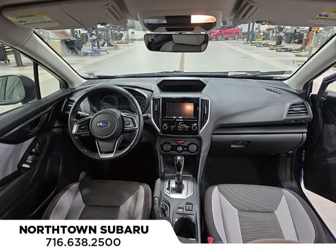 Used 2018 Subaru Crosstrek 2.0i Premium image 2