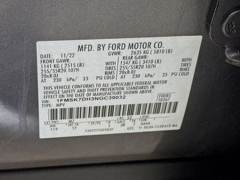 Used 2022 Ford Explorer XLT w/ Equipment Group 202A RWD image 32