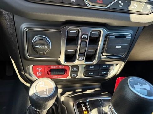 New 2026 Jeep Wrangler Unlimited Rubicon w/ Safety Group AWD/4WD image 22