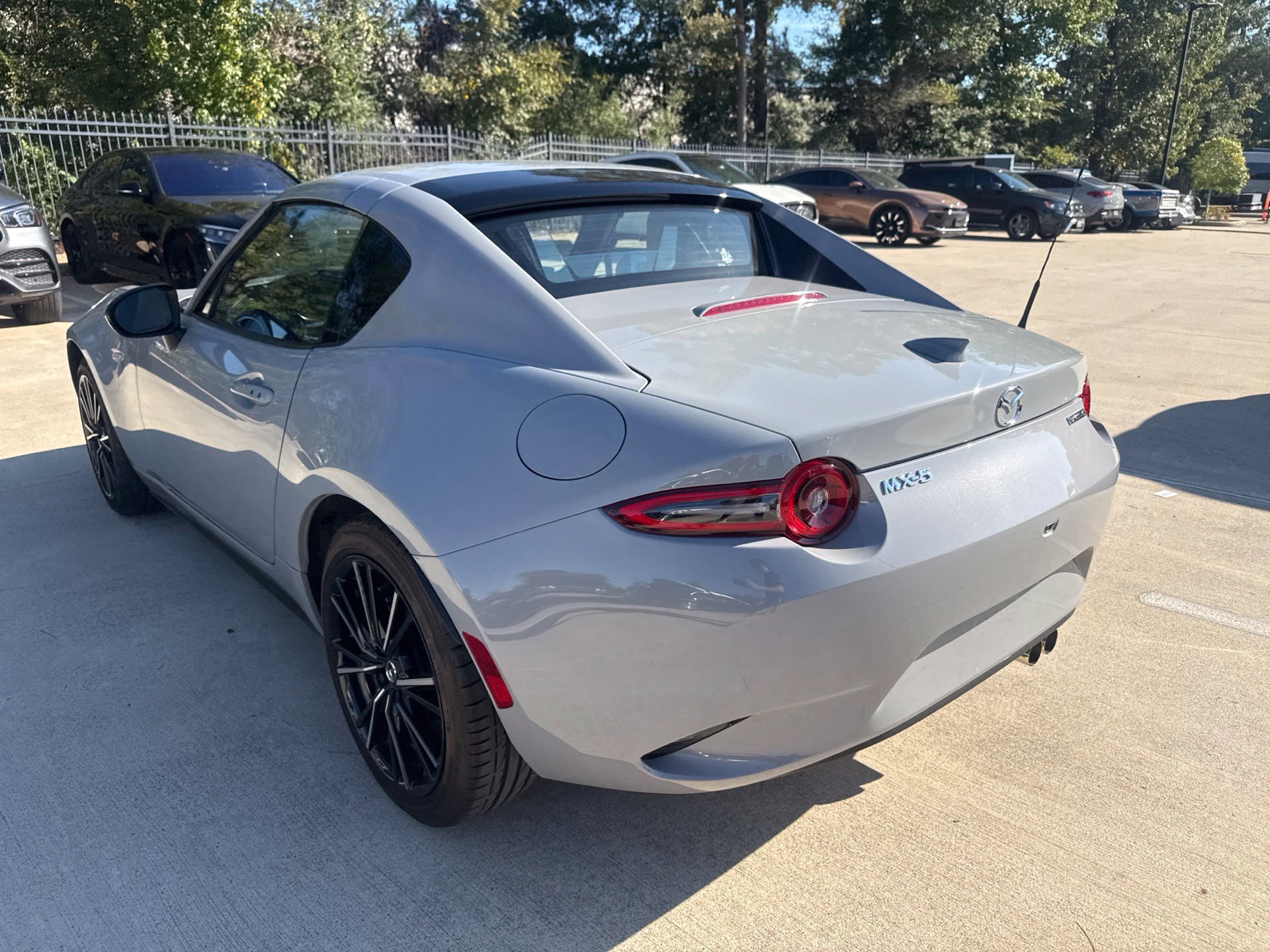 Used 2025 MAZDA MX-5 Miata RF Grand Touring RWD image 6