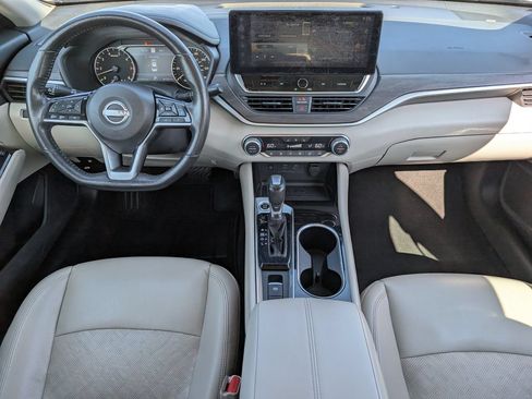 Used 2023 Nissan Altima 2.5 SL FWD image 9