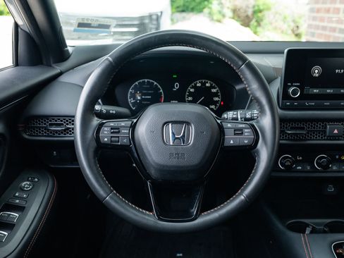 Used 2024 Honda HR-V Sport image 10