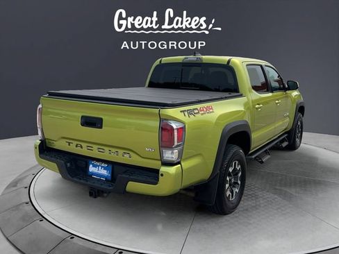 Used 2023 Toyota Tacoma TRD Off-Road w/ TRD Premium Off Road Package AWD/4WD image 5