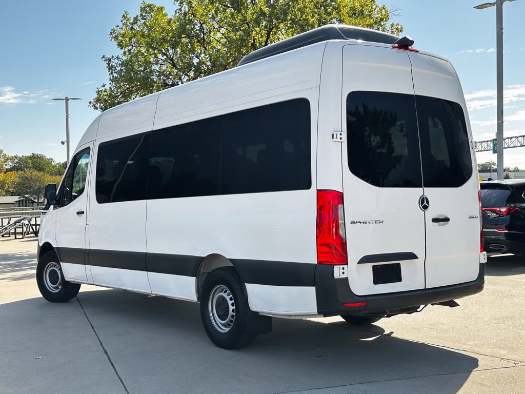 Used 2025 Mercedes-Benz Sprinter 2500 image 3