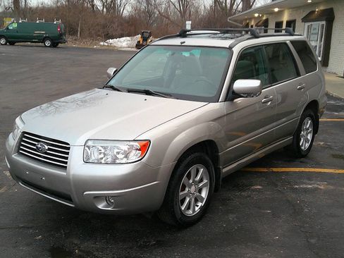 Used 2007 Subaru Forester 2.5X image 8