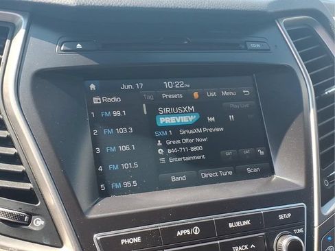 Used 2017 Hyundai Santa Fe Limited FWD image 8
