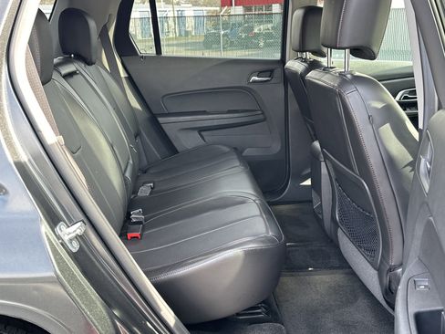 Used 2017 GMC Terrain SLT w/ Open Road Package image 13