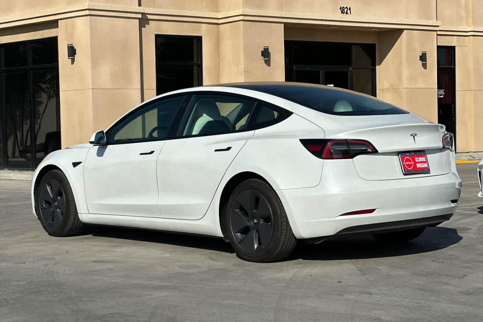 Used 2023 Tesla Model 3 Standard Range RWD image 6